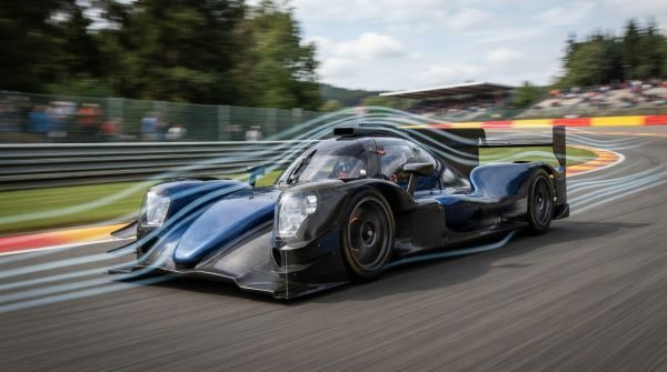 Comment améliorer l'aérodynamisme d'une voiture de course pour des performances optimales?